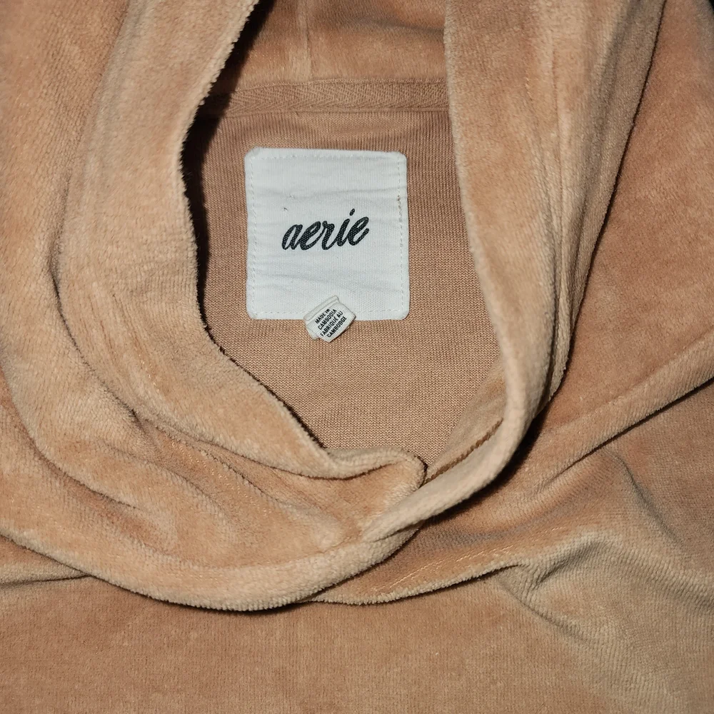 Aerie Tan Hooded Sweatshirt - Picture 2 of 2